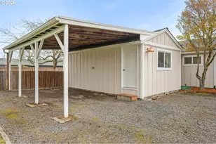 895 Burton St, Harrisburg, OR 97446 - Photo 33
