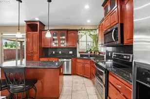 13845 SW Far Vista Dr, Beaverton, OR 97005 - Photo 11