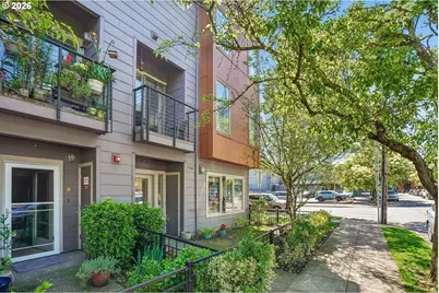 8555 N Kellogg St #1-2, Portland, OR 97203 - Photo 3