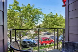 8555 N Kellogg St, Portland, OR 97203 - Photo 9