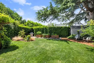 227 SE 84th Ave, Portland, OR 97216 - Photo 33