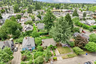 227 SE 84th Ave, Portland, OR 97216 - Photo 41