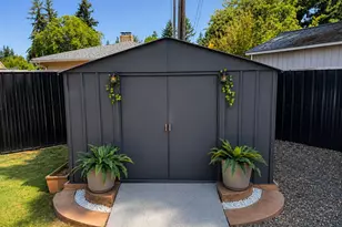 13611 SE Lincoln Ct, Portland, OR 97233 - Photo 45