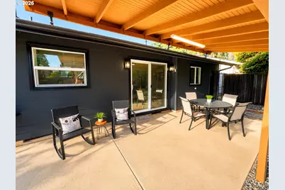 13611 SE Lincoln Ct, Portland, OR 97233 - Photo 33