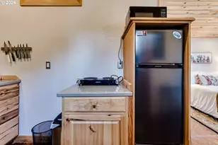 104 Holeman Ave, Eugene, OR 97404 - Photo 39