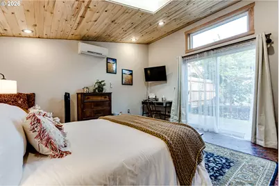 104 Holeman Ave, Eugene, OR 97404 - Photo 43