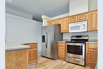 98126 W Benham Ln #7, Brookings, OR 97415 - Photo 9