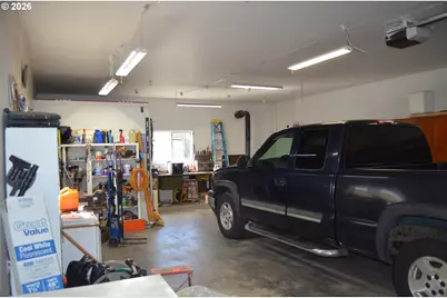 244 Kaehn Rd, Crescent, OR 97733 - Photo 35