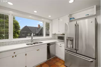 1708 SW Hawthorne Ter, Portland, OR 97201 - Photo 15