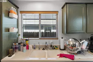 1158 SW 213th Ave, Beaverton, OR 97003 - Photo 23