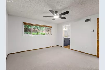 1305 NW Chikeric St, Vancouver, WA 98665 - Photo 9
