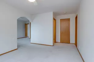 2868 NE Charlois Dr, Hillsboro, OR 97124 - Photo 43