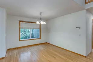 2868 NE Charlois Dr, Hillsboro, OR 97124 - Photo 17