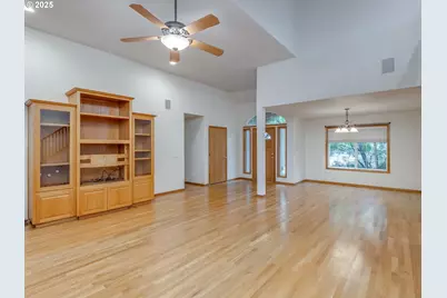 2868 NE Charlois Dr, Hillsboro, OR 97124 - Photo 15