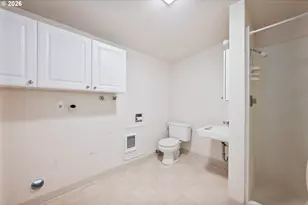 933 S Nevada Dr, Longview, WA 98632 - Photo 15