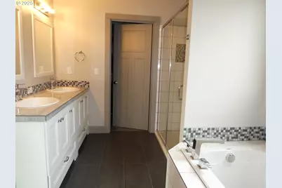 14695 Thayer Rd, Oregon City, OR 97045 - Photo 19