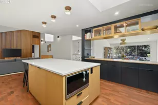 5745 SW Gaines Ct, Portland, OR 97221 - Photo 13