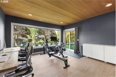 5745 SW Gaines Ct, Portland, OR 97221 - Photo 23