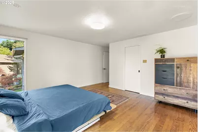 5745 SW Gaines Ct, Portland, OR 97221 - Photo 17