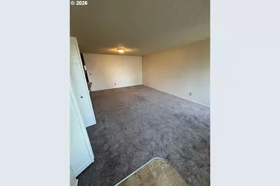 4196 47th Ave NE, Salem, OR 97305 - Photo 11