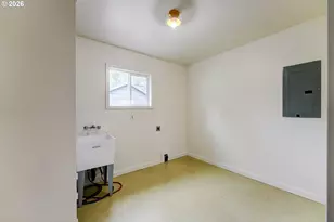 124 NE 143rd Ave, Portland, OR 97230 - Photo 25