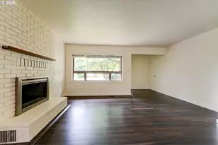 124 NE 143rd Ave, Portland, OR 97230 - Photo 9