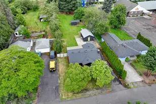124 NE 143rd Ave, Portland, OR 97230 - Photo 37