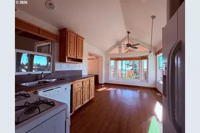 16252 Tolman Ln #16, Brookings, OR 97415 - Photo 5