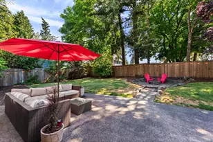 9020 SW Capitol Hwy, Portland, OR 97219 - Photo 35