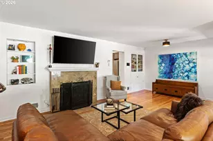 9020 SW Capitol Hwy, Portland, OR 97219 - Photo 9