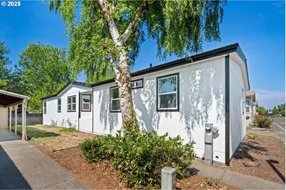 1949 SE Palmquist Rd #42, Gresham, OR 97080 - Photo 1