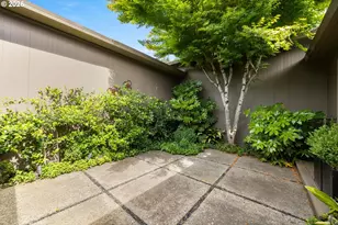 40 Condolea Ct, Lake Oswego, OR 97035 - Photo 21