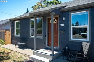 237 NE 109th Ave, Portland, OR 97220 - Photo 9
