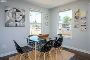 237 NE 109th Ave, Portland, OR 97220 - Photo 17