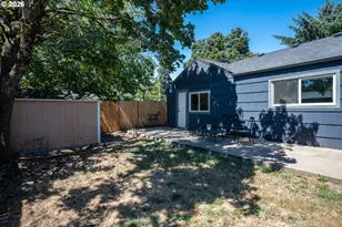 237 NE 109th Ave, Portland, OR 97220 - Photo 41