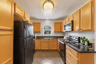 122 Grassy Ln, Roseburg, OR 97470 - Photo 13