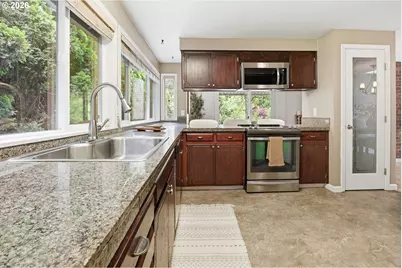 15643 SE Andys Ct, Milwaukie, OR 97267 - Photo 17