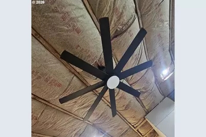 1852 NW Dogwood St, Roseburg, OR 97471 - Photo 33