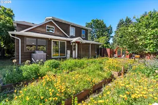 1714 B St, Hood River, OR 97031 - Photo 27