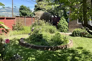 1714 B St, Hood River, OR 97031 - Photo 21