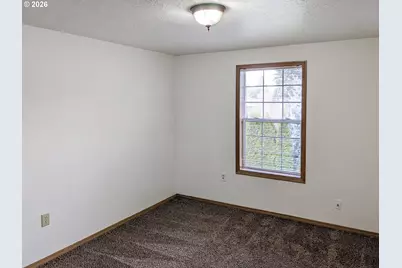 224 C St, Independence, OR 97351 - Photo 13