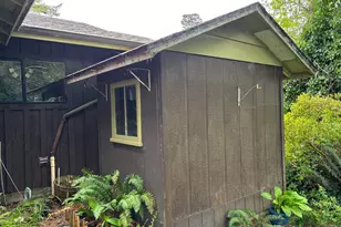 330 10th St, Bandon, OR 97411 - Photo 7