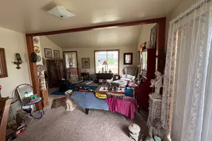330 10th St, Bandon, OR 97411 - Photo 23