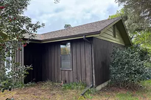 330 10th St, Bandon, OR 97411 - Photo 5