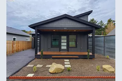 313 SE Oar Ave, Lincoln City, OR 97367 - Photo 1