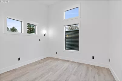 313 SE Oar Ave, Lincoln City, OR 97367 - Photo 13