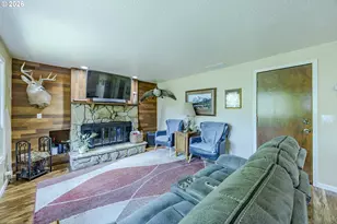 40211 Deerhorn Rd, Springfield, OR 97478 - Photo 21