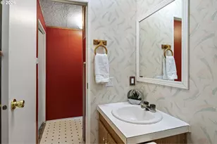 375 La Casa St, Eugene, OR 97402 - Photo 21