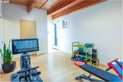 2747 Friendly Aly, Eugene, OR 97405 - Photo 29