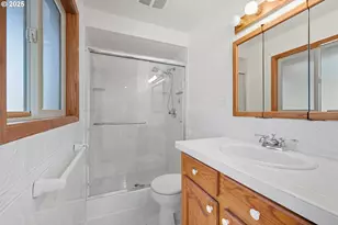 499 NE Williams Rd, Gresham, OR 97030 - Photo 23